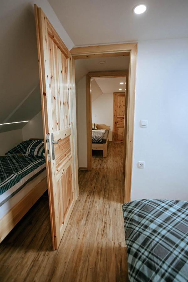 Apartments Cenda ゴレンスカ地方 エクステリア 写真