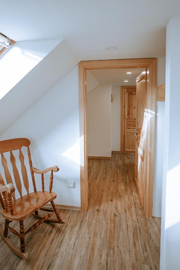 Apartments Cenda ゴレンスカ地方 エクステリア 写真