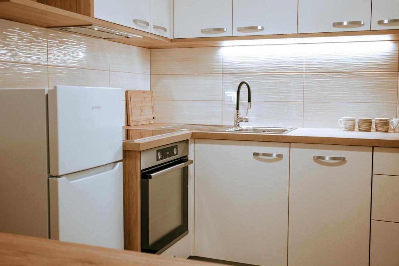 Apartments Cenda ゴレンスカ地方 エクステリア 写真